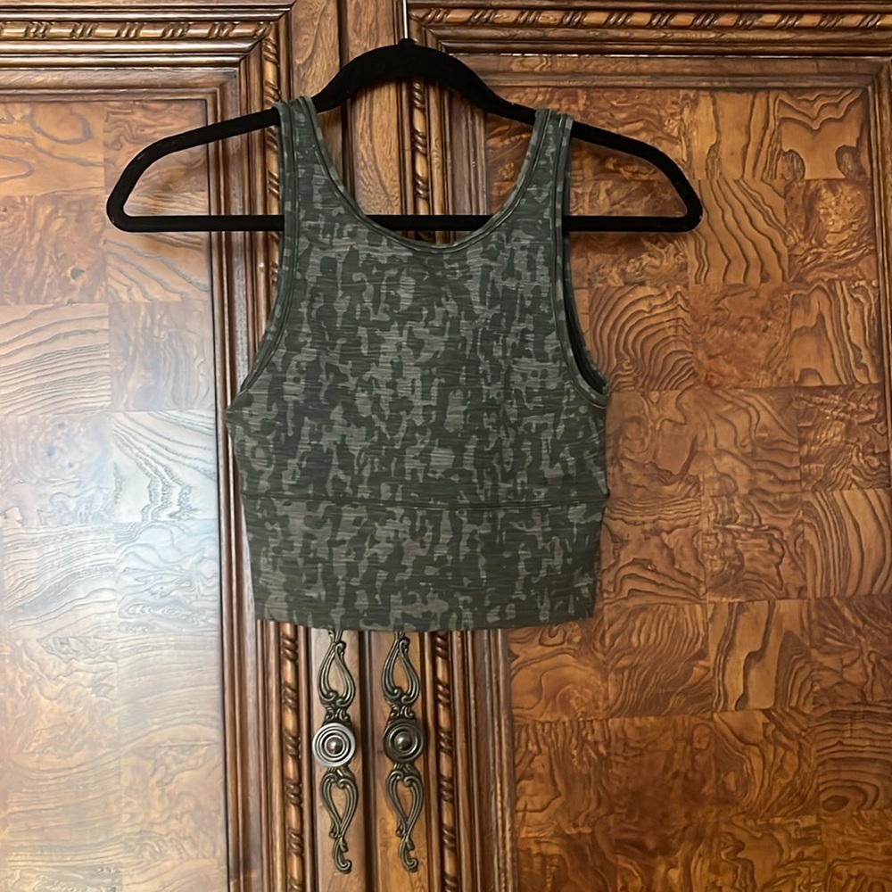 Lululemon reversible tank top